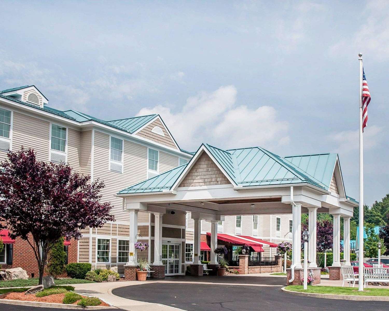 Comfort Inn & Suites Sturbridge-Brimfield 4/54
