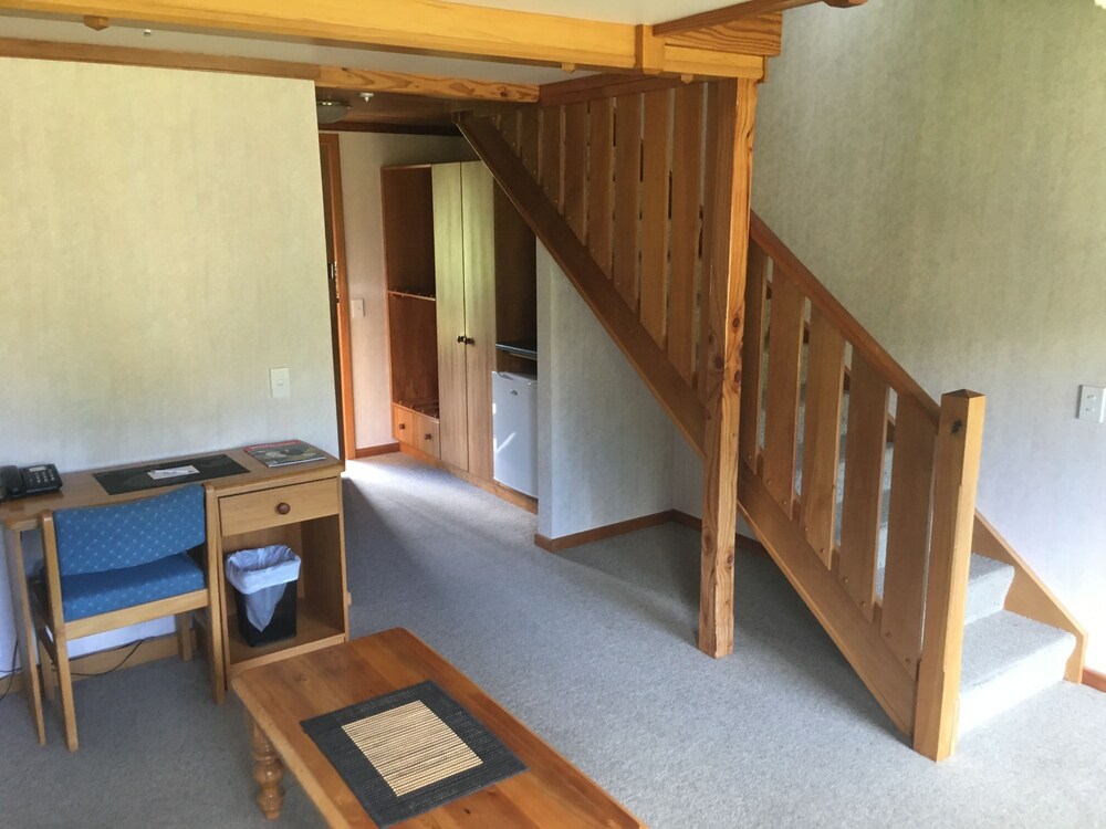Alpine Lodge 50/69