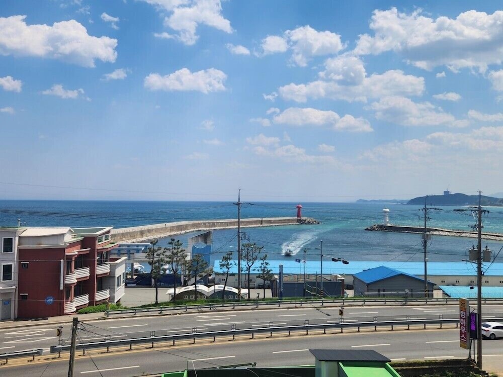 Yangyang Port View 19/26