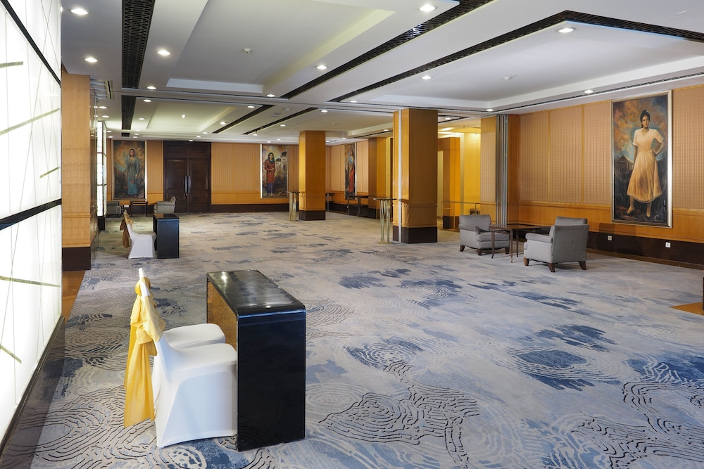 Lobby at Aryaduta Medan, MEDAN
