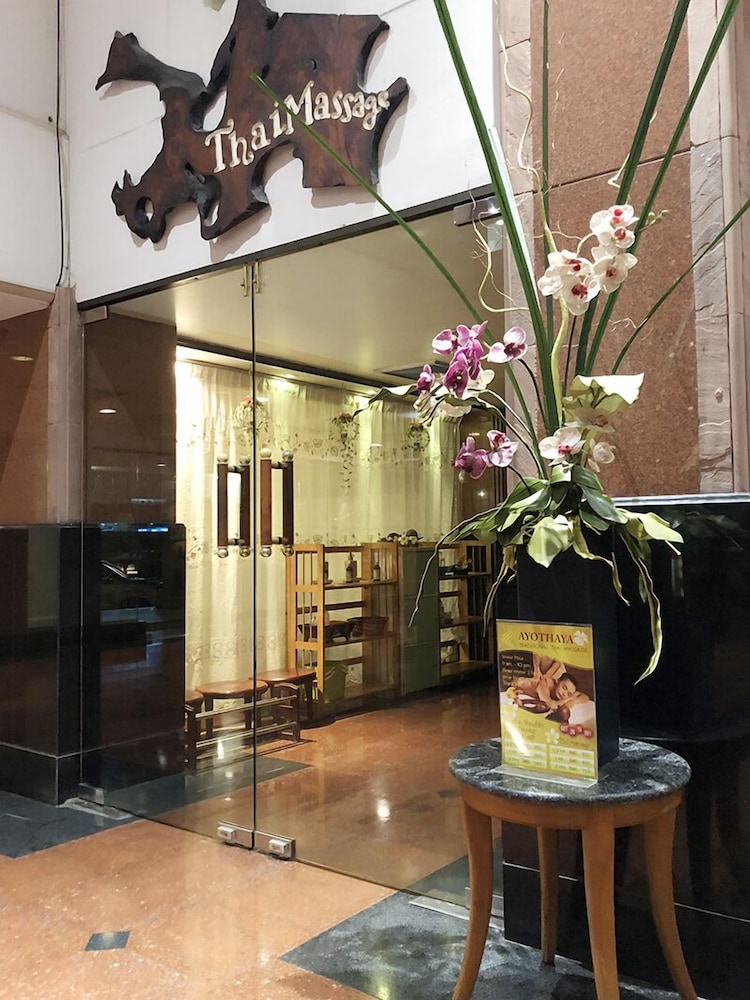 Sunday Ayothaya Hotel 48/68