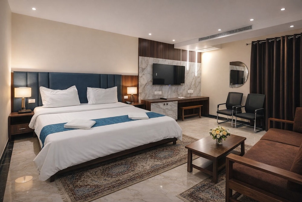 Hotel Sarweshwary 26/47