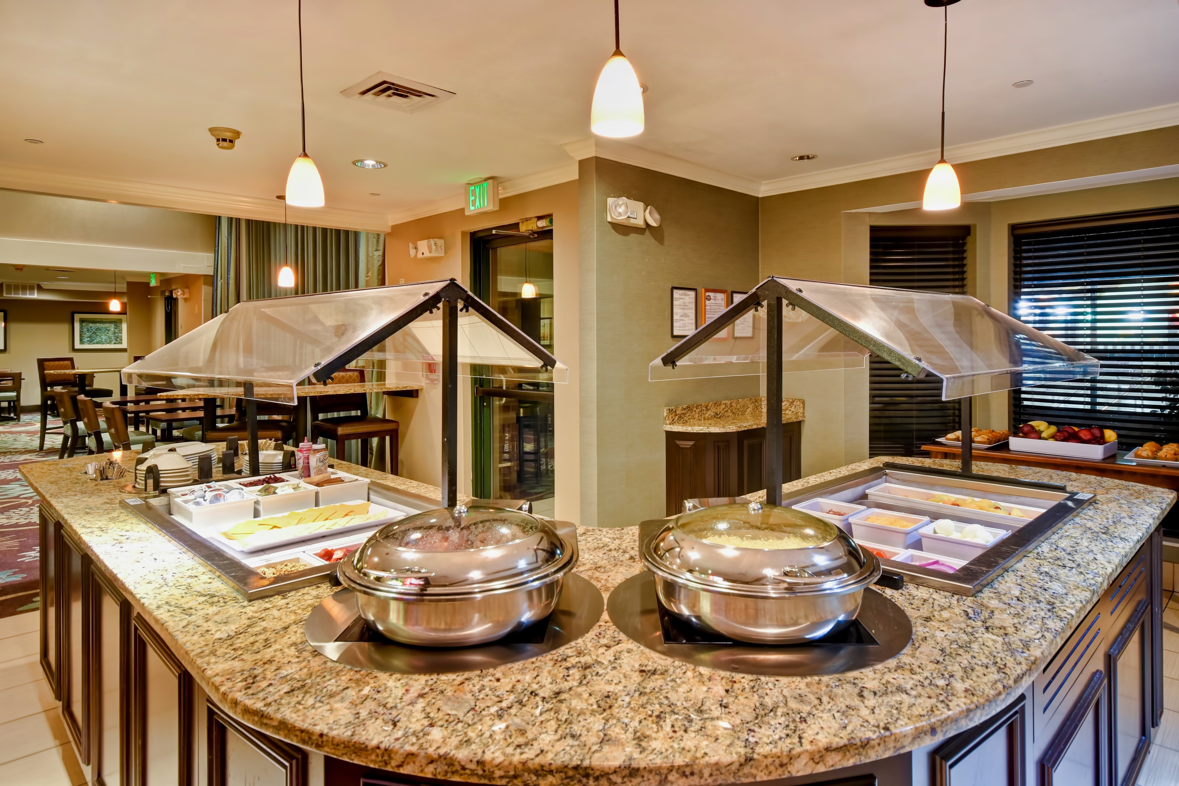 Staybridge Suites Middleton/Madison-West 42/49