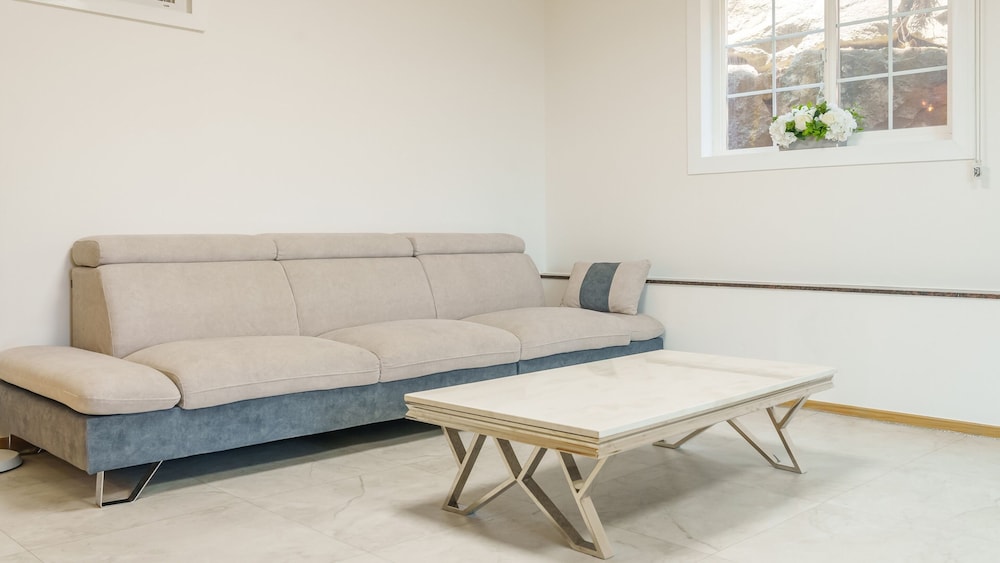 Namhae Jj House Pension 24/48