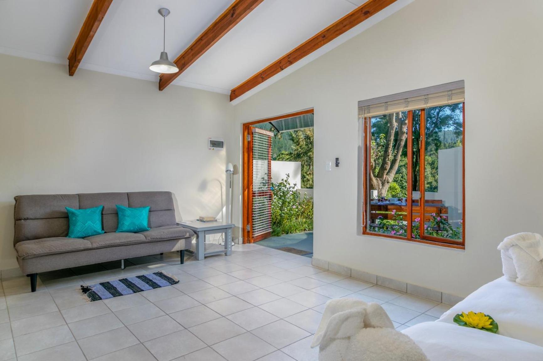Eastbrook River Lodge 13/50