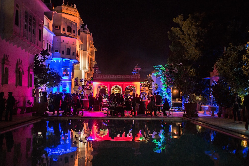 Alsisar Mahal 38/50