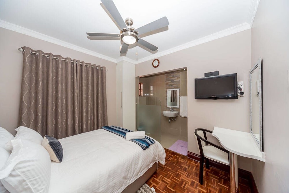The Musafer Travel Lodge 7/28