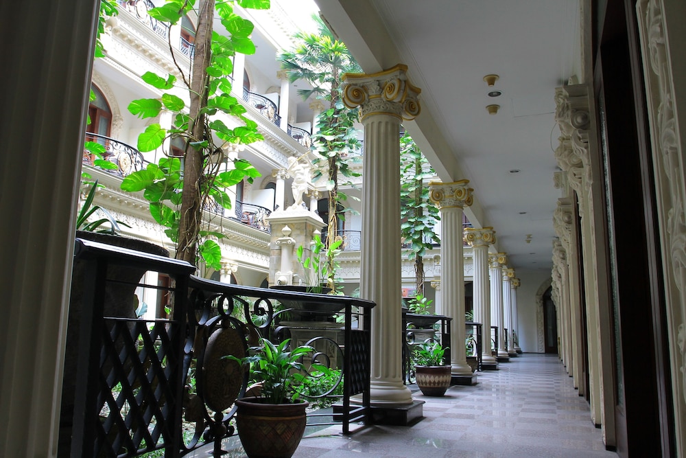 The Grand Palace Hotel Malang 55/58