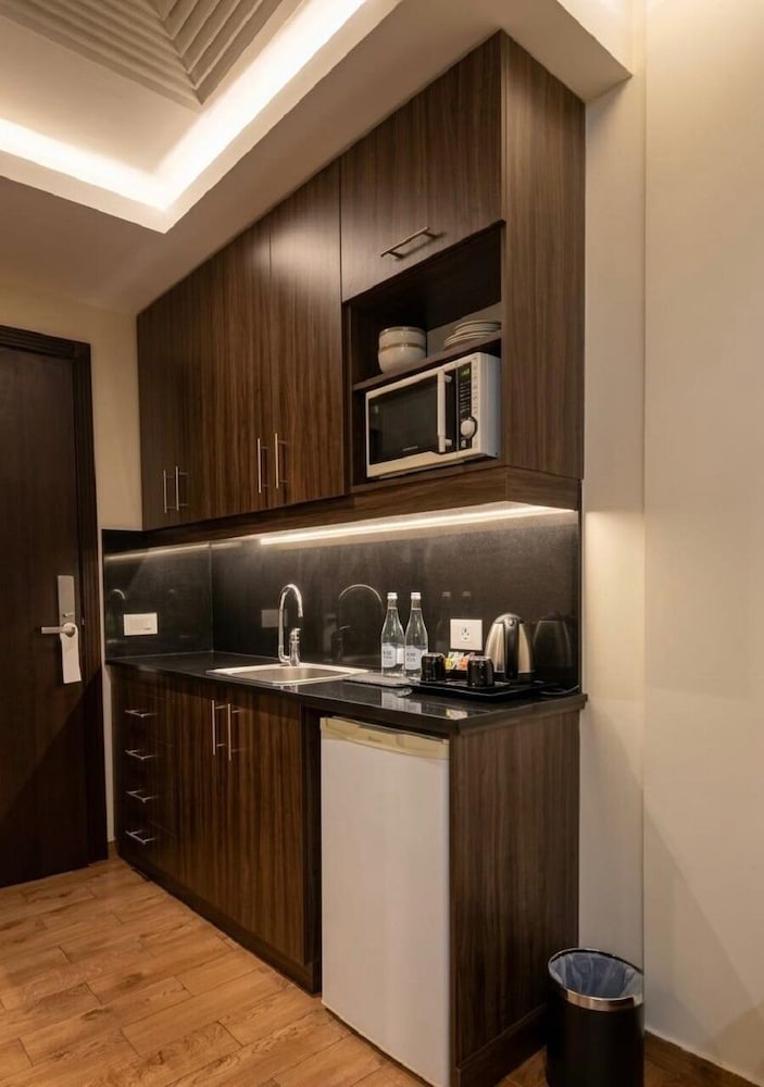 Jounieh Suites Boutique Hotel Jounieh 8/50