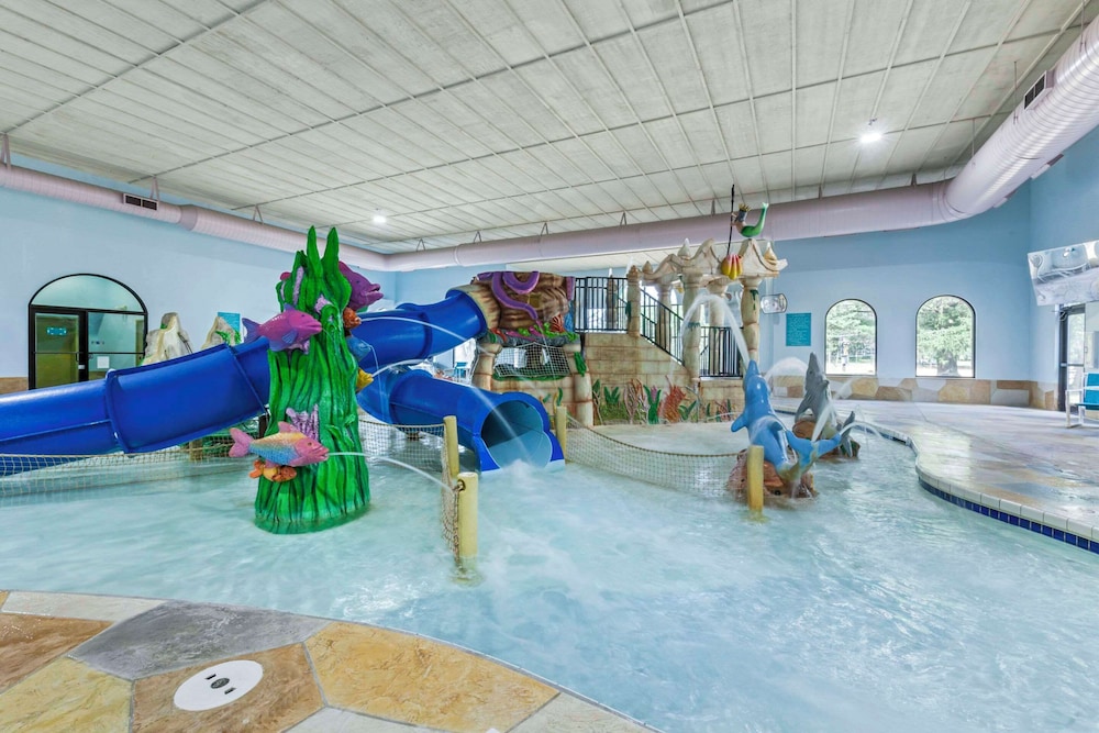Atlantis Family Waterpark Hotel, an Ascend Collection Hotel 53/60