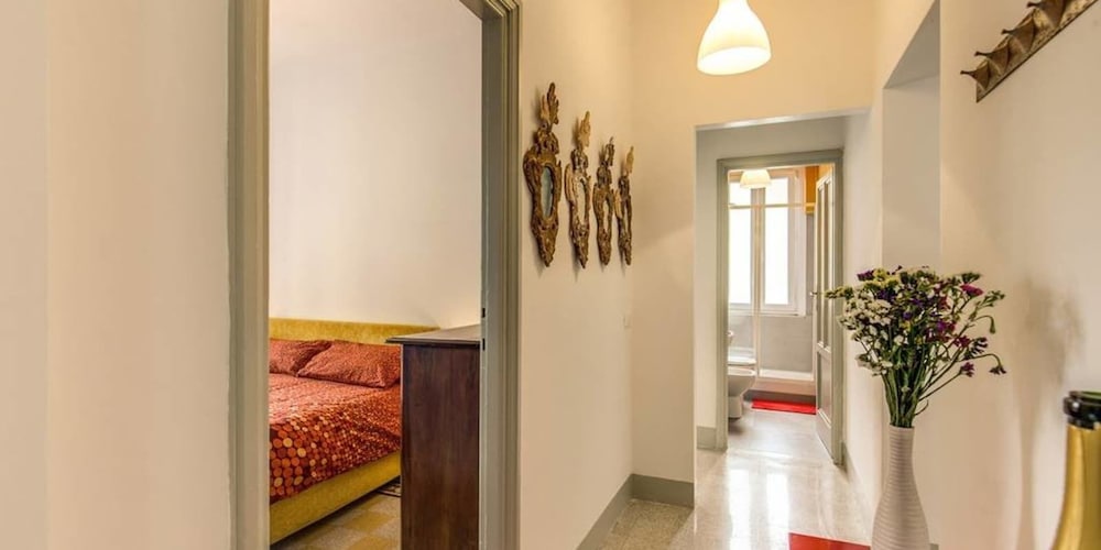 Monti - Coliseum 3 bedroom apartment 5/32