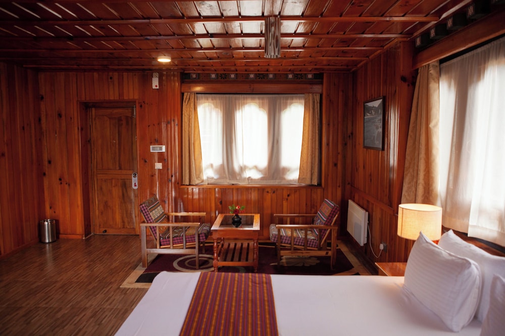 HOTEL OLATHANG 22/43