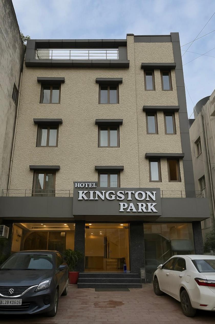 HOTEL KINGSTON PARK 11/55