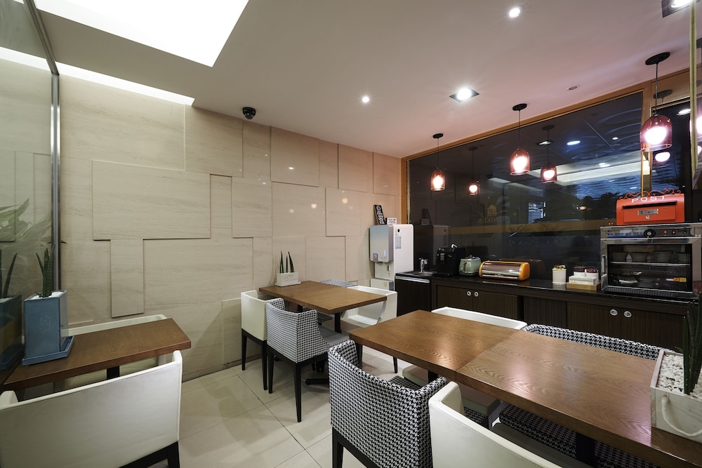 BENIKEA Gangnam Noblesse Hotel 22/25