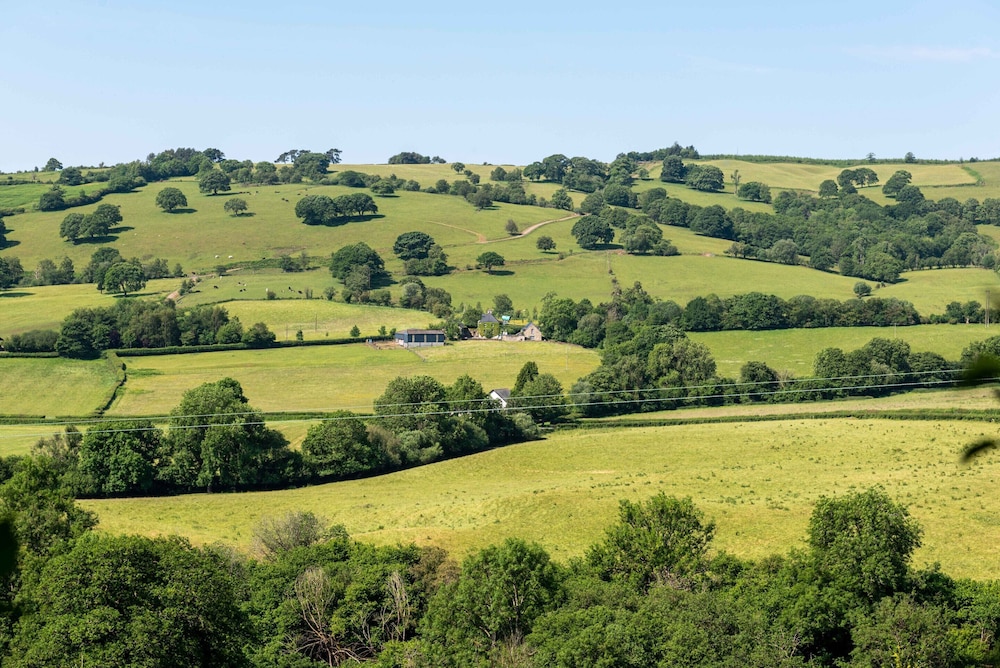 Alltybrain Farm Cottages 39/50