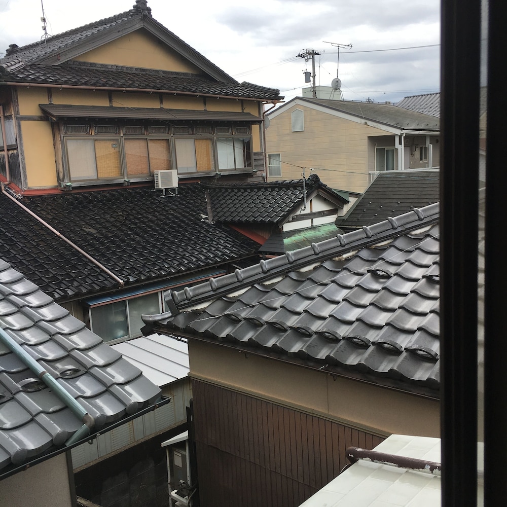 ゲストハウス白花 写真1