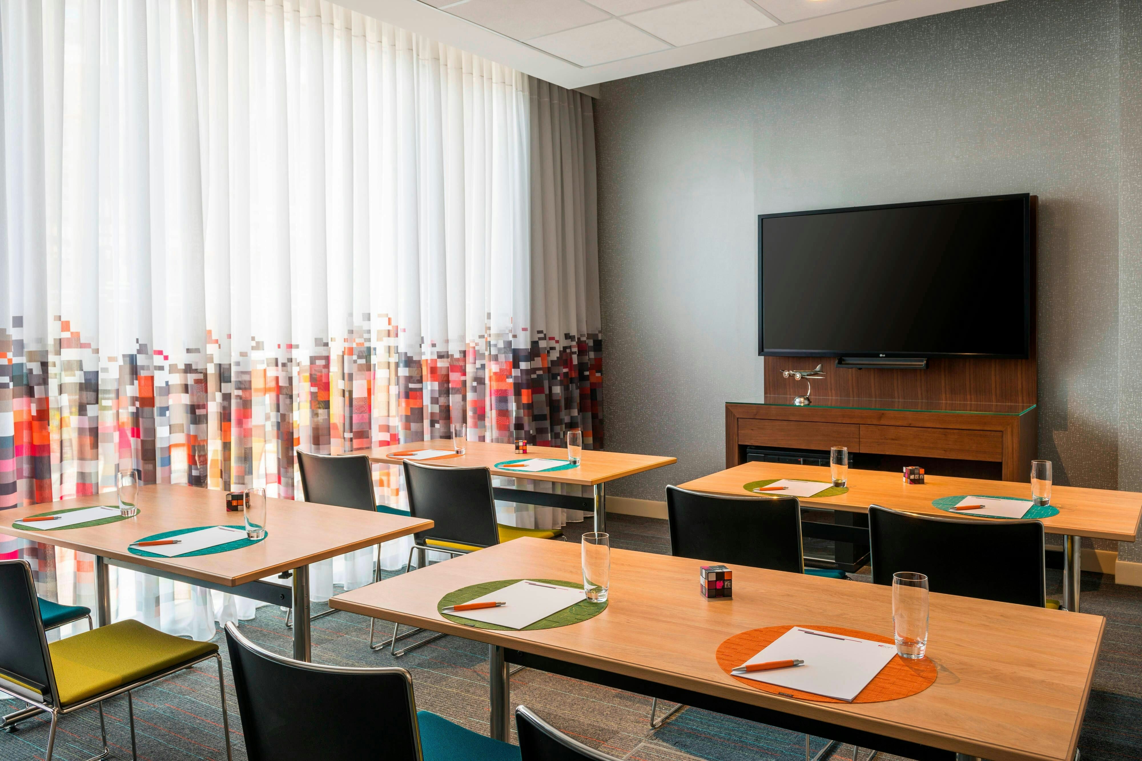 ALOFT AL AIN 42/49