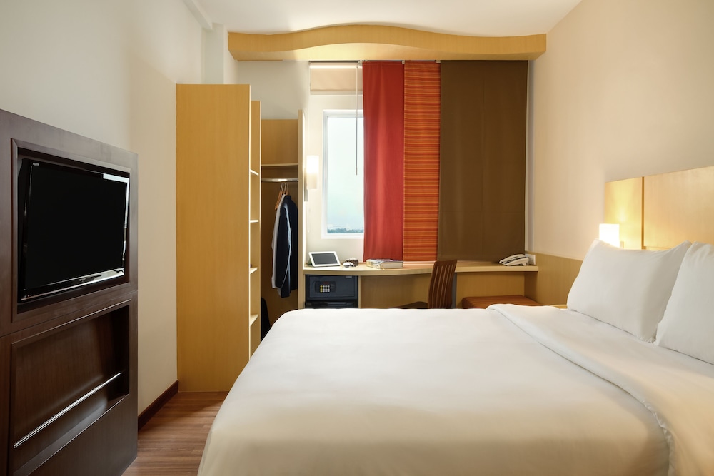 Ibis Birmingham New Street Station Hotel 17/46