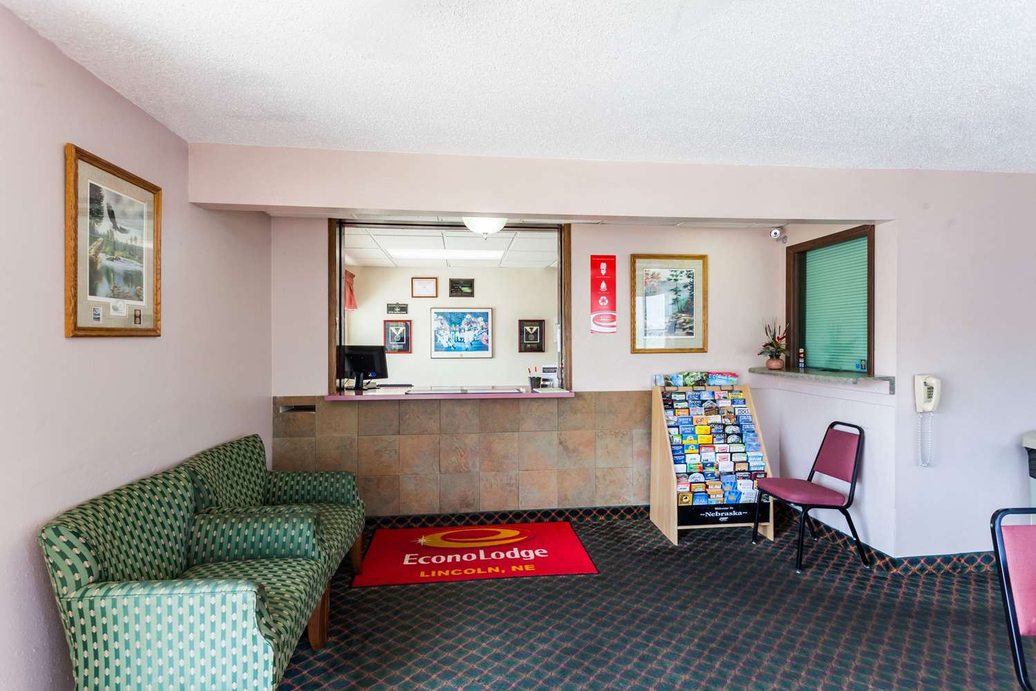 Econo Lodge Lincoln, NE 12/18