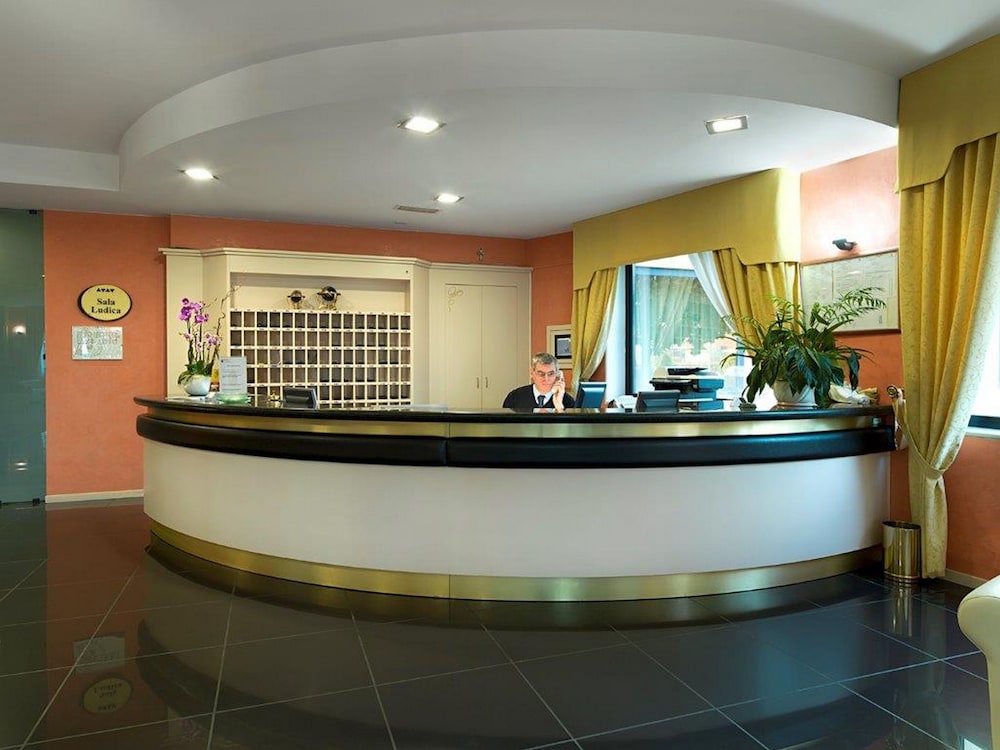 Hotel Bifi 4/33