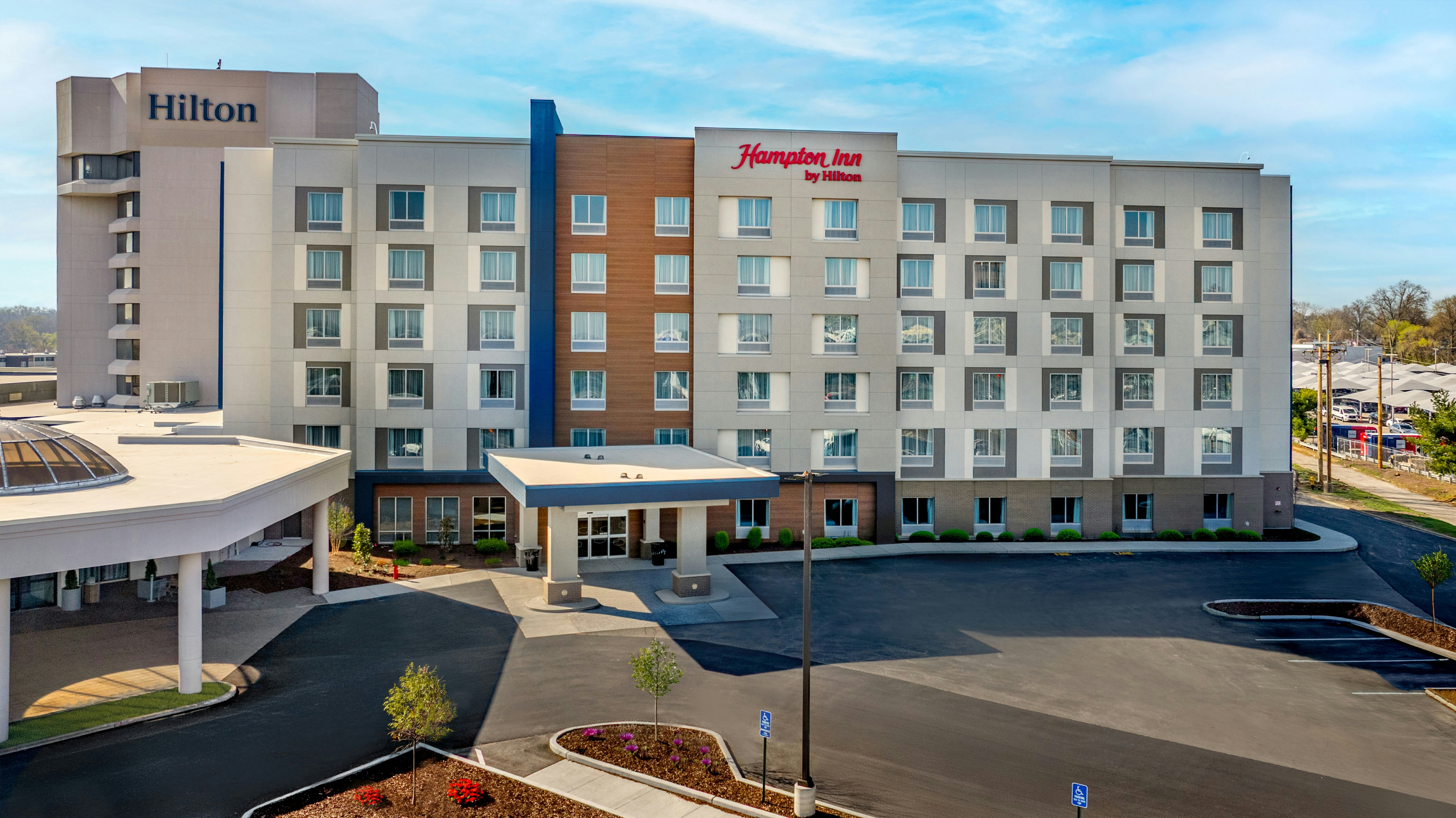 Hampton Inn by Hilton St Louis Airport photo5