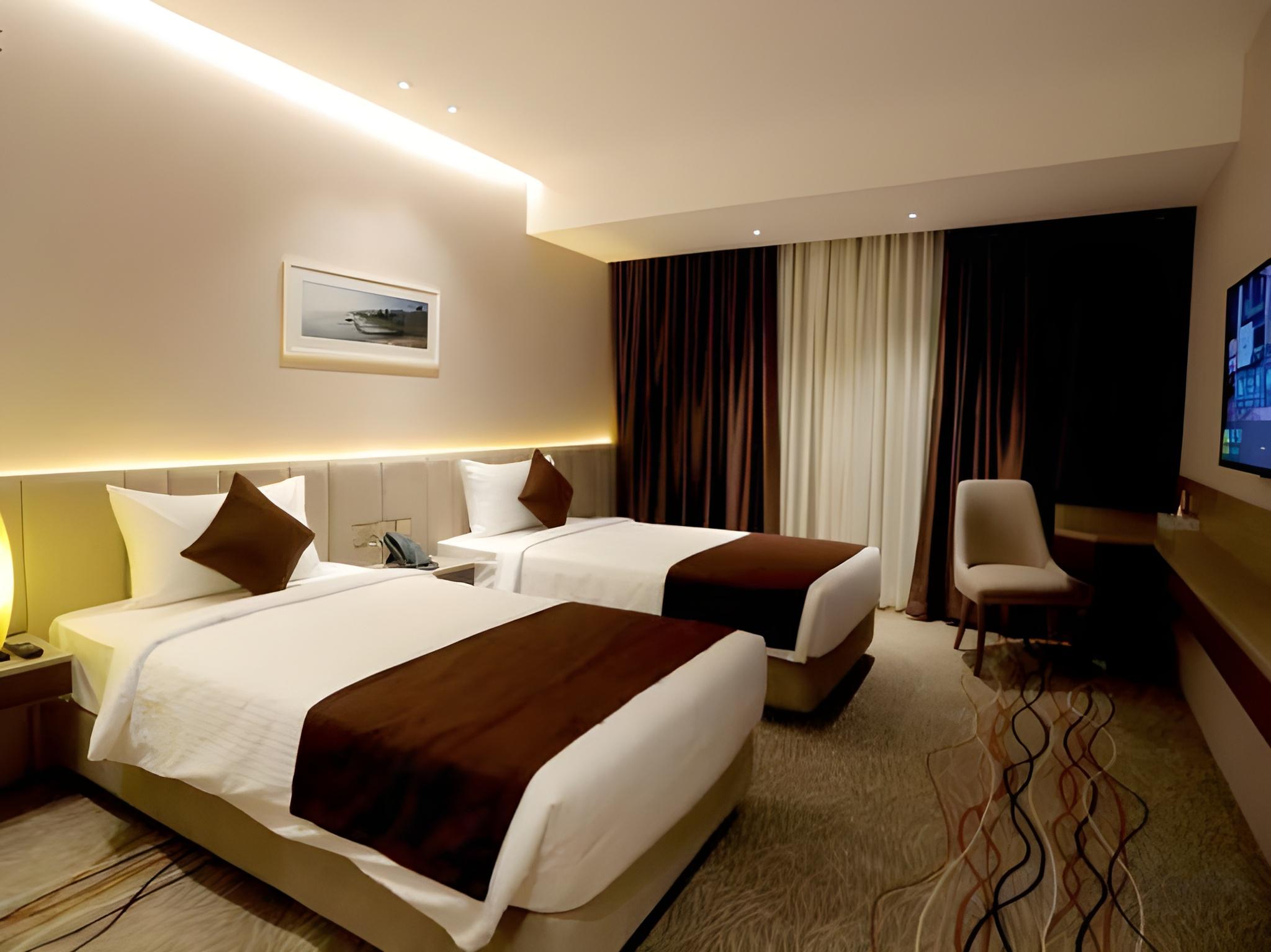 غرفة بريميوم بسرير كينج، Pearl Hotel 2/2