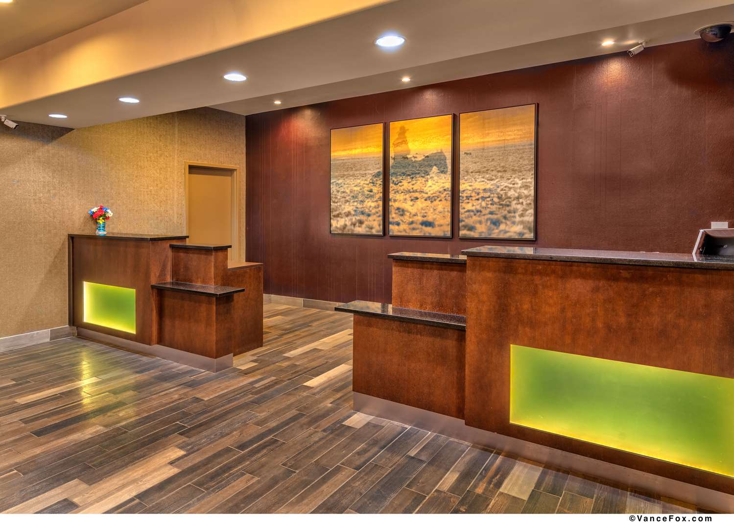 SureStay Hotel by Best Western Lovelock 1/7