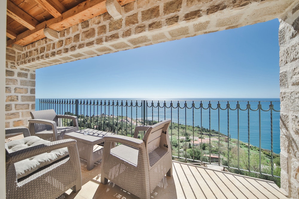 Castello degli Aranci Eco Resort 50/61