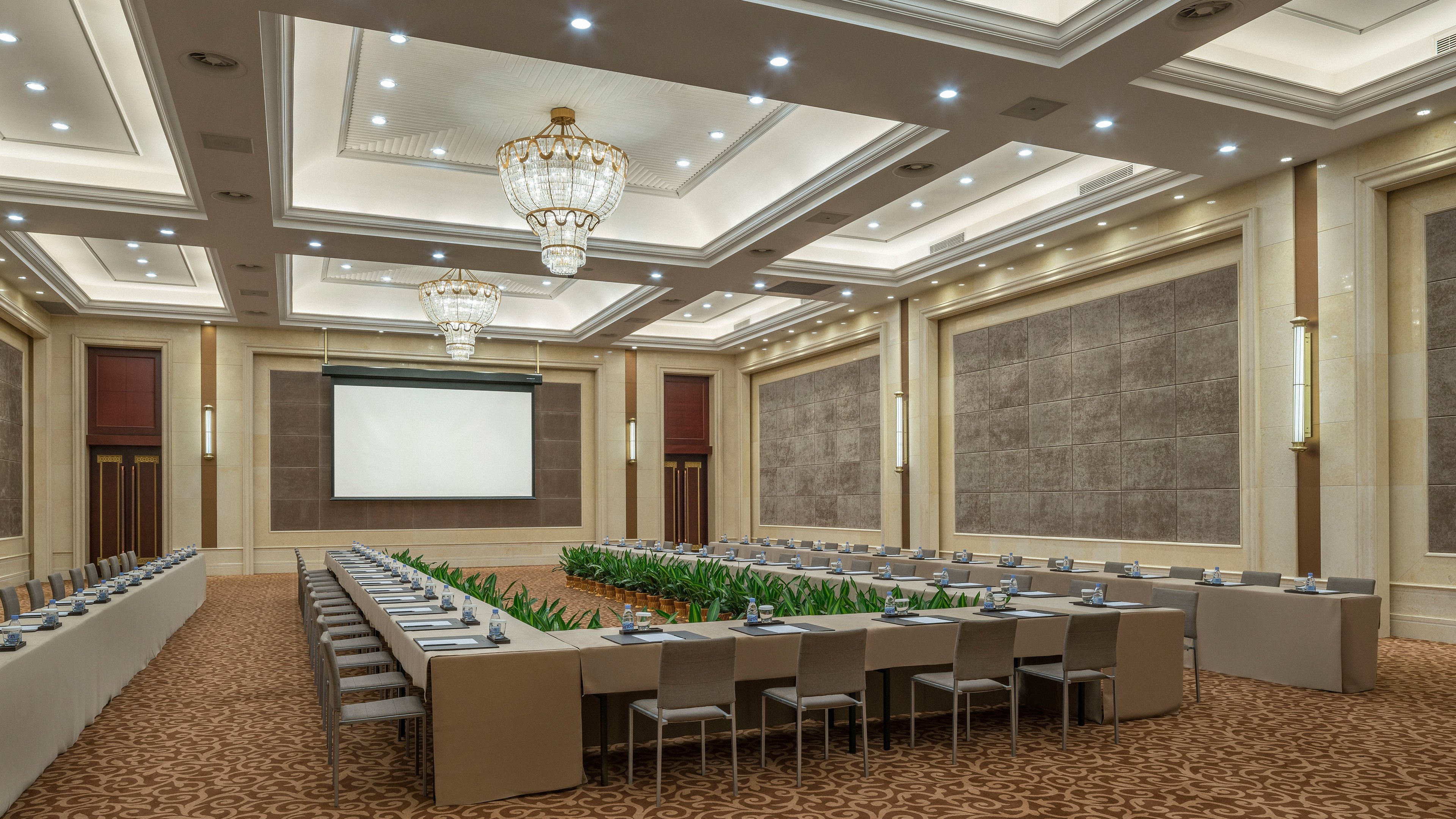 Intercontinental Wuhan 38/50