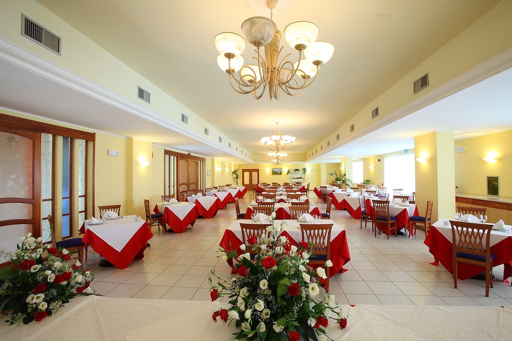 Il Partenone Resort Hotel 10/29
