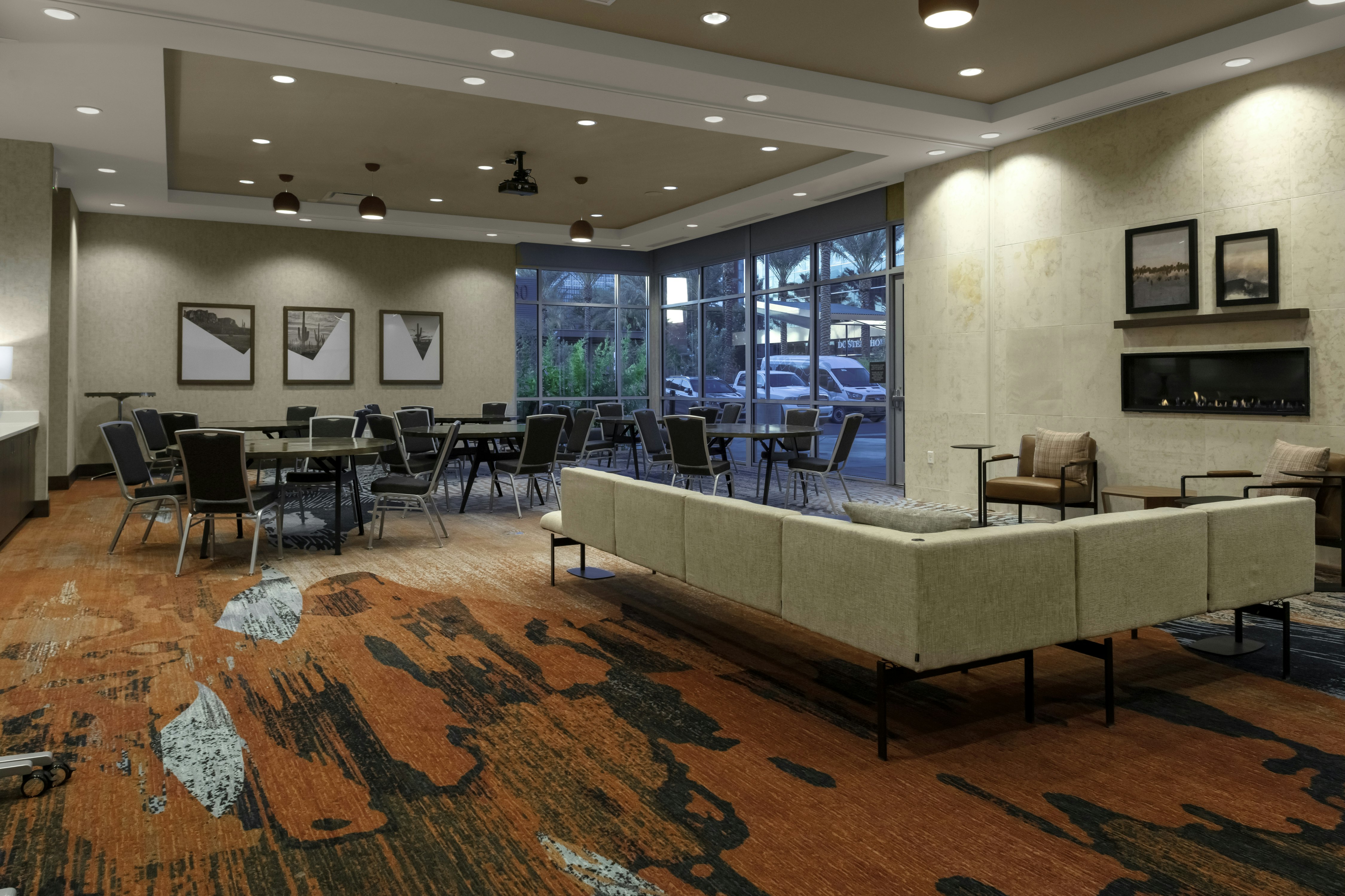 Hilton Garden Inn Chandler Downtown 10/20