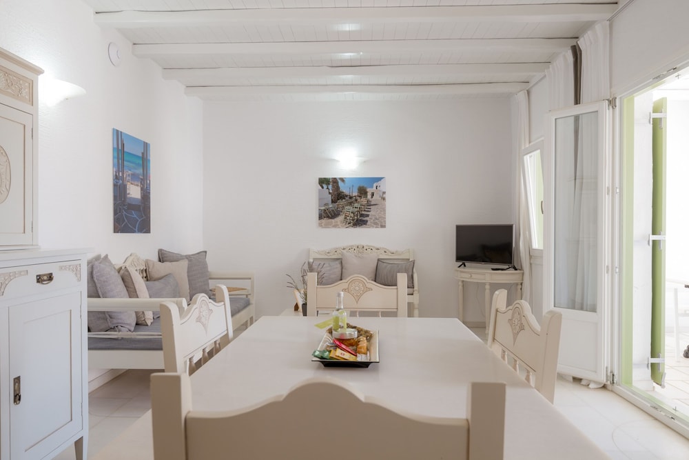 Anthos Apartments 34/50