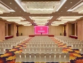Ramada by Wyndham Jiaxing 14/17
