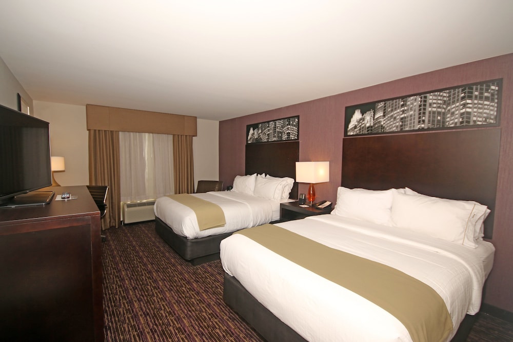 Holiday Inn Express And Suites Charlotte North 14/49