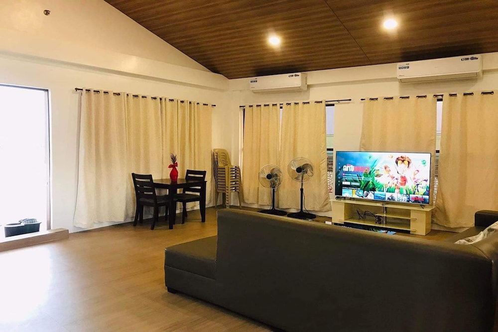 I m Inn Hotel Sorsogon near SM Terminal by ZUZU 31/41
