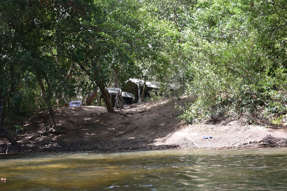 Mahoora Tented Safari Camp - Kumana 9/19