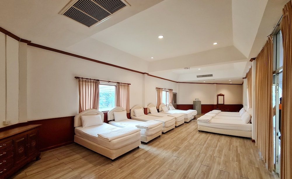 Phuphaphung Resort 12/50