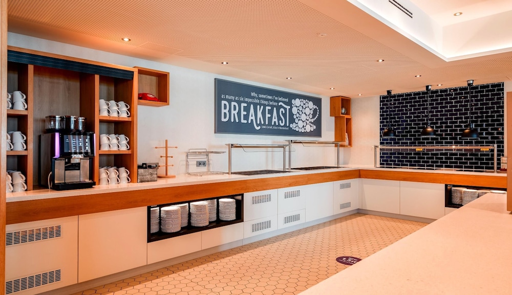 Premier Inn Munich Airport Sud Hotel 32/42