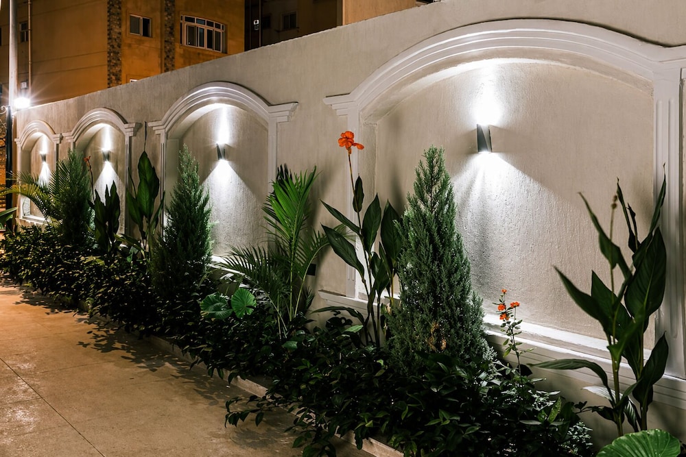 Newcity Suites Apartments 42/50