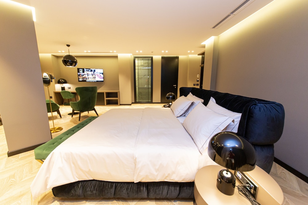 Unik Hotel 15/50