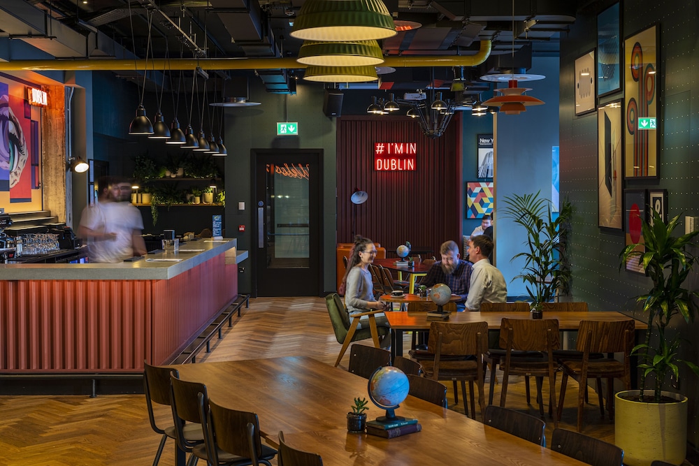 Jacobs Inn Hostel 51/65
