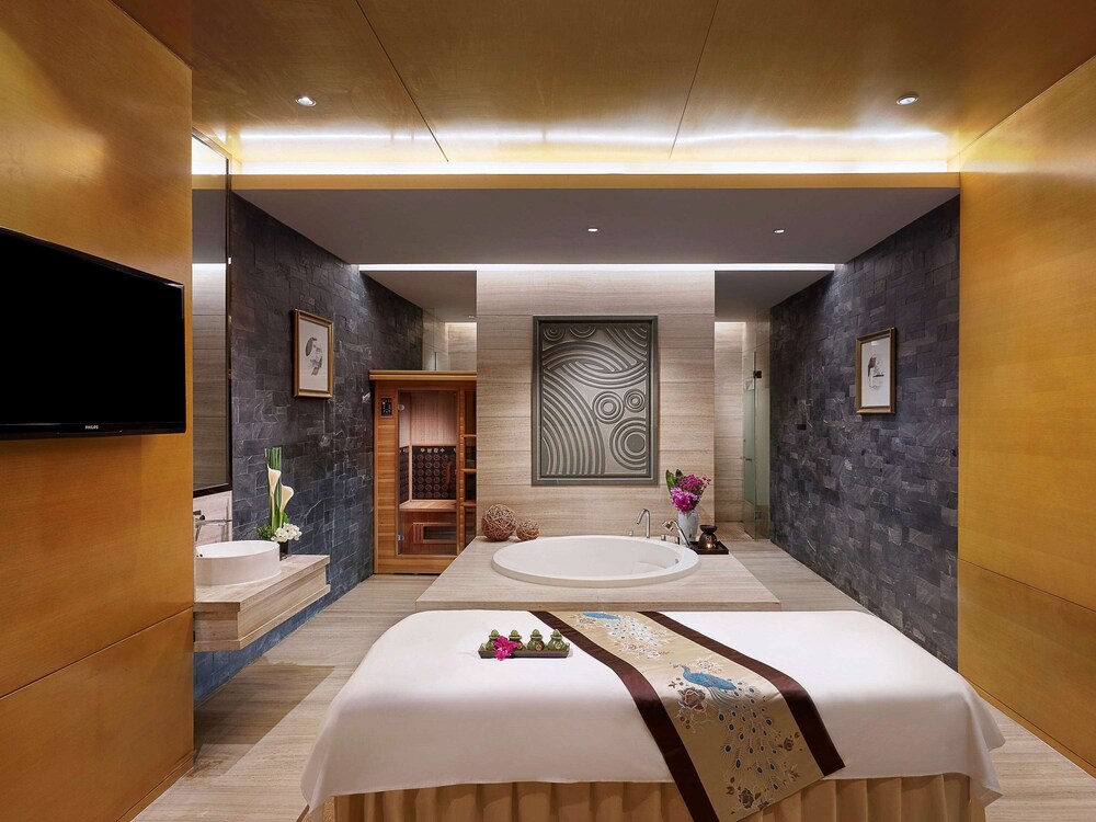 Pullman Wuxi New Lake 27/73