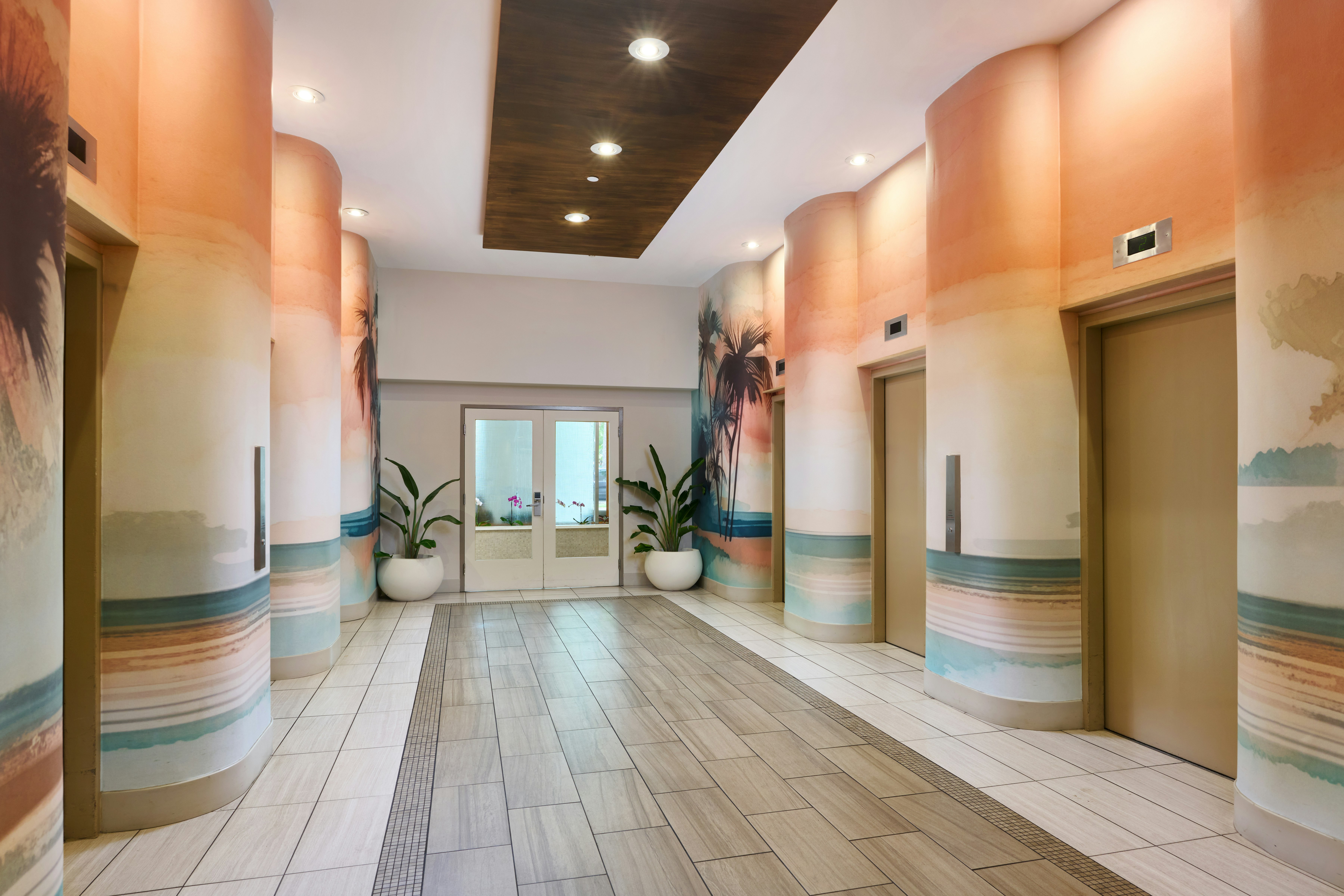 Holiday Inn Express Waikiki 36/77
