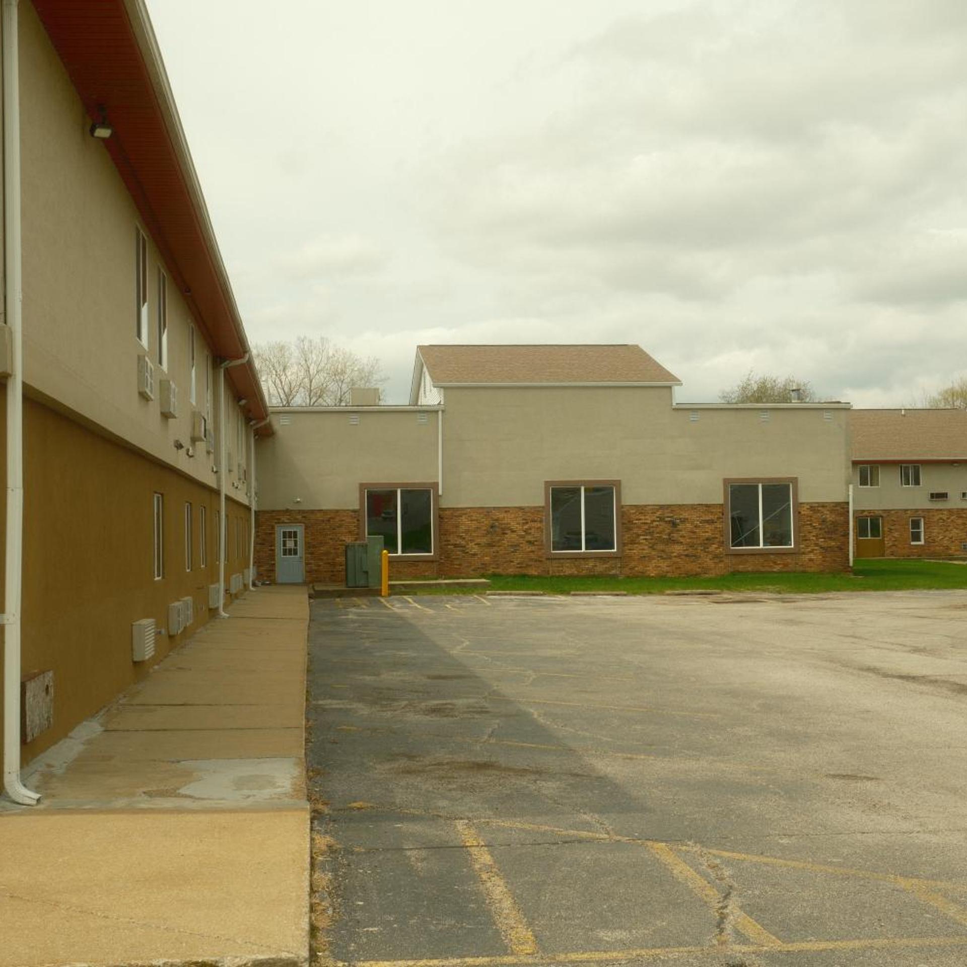 Travelodge Inn And Suites by Wyndham Muscatine 40/51
