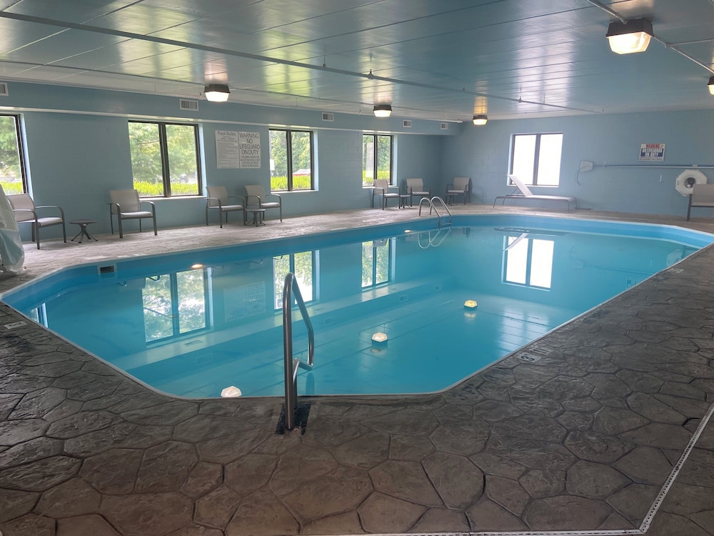 swimming pool spa