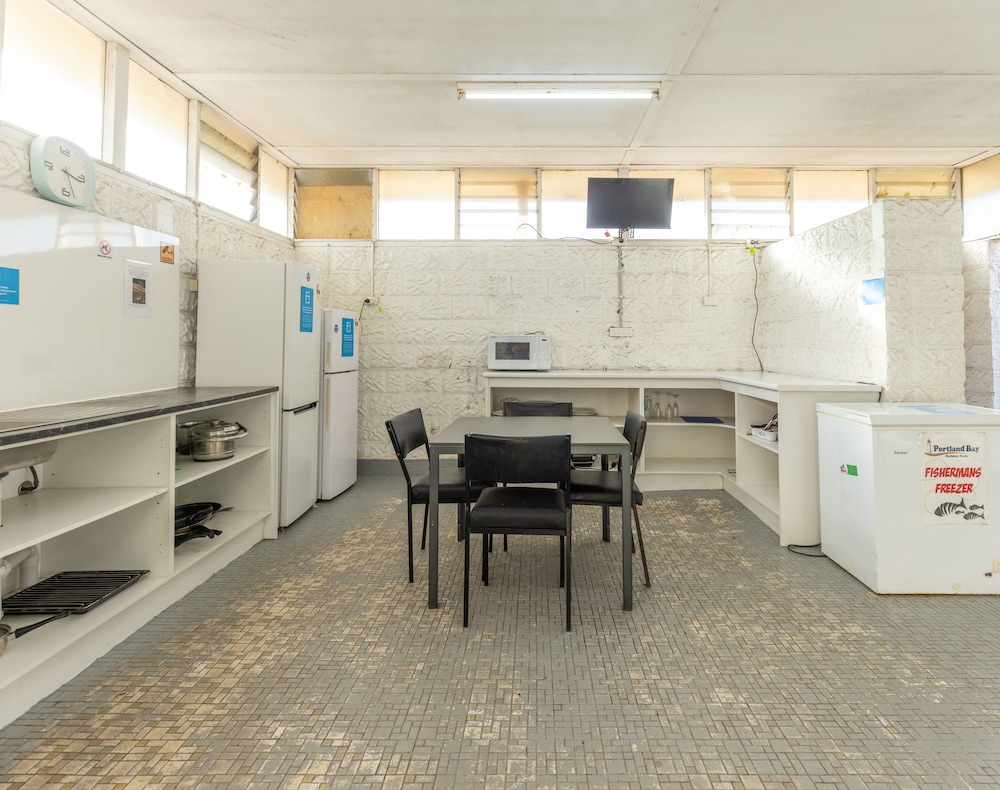 NRMA Portland Bay Holiday Park 23/46