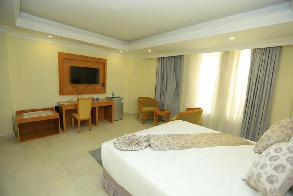 Amran Hotel 7/17