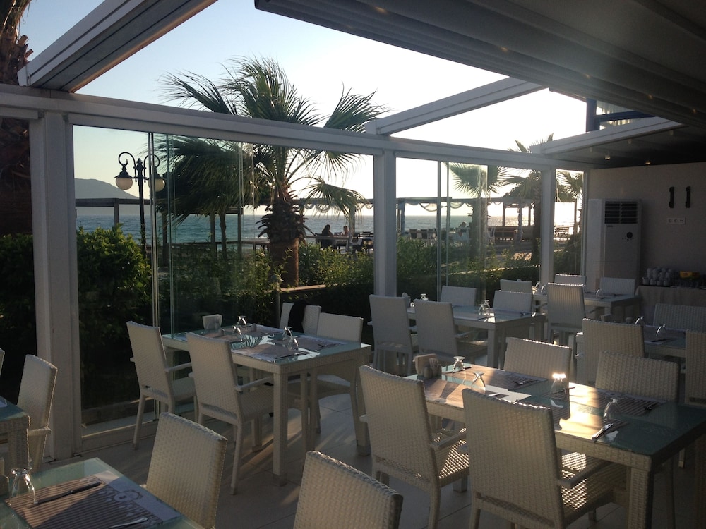 Dragut Point North Hotel 35/49