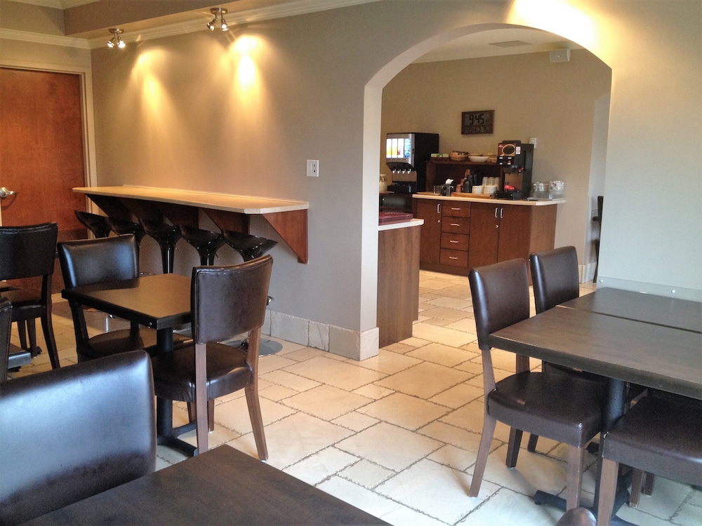 Hotel Brossard 36/37