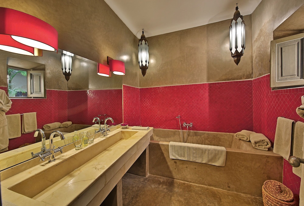 Riad Dar One 40/43
